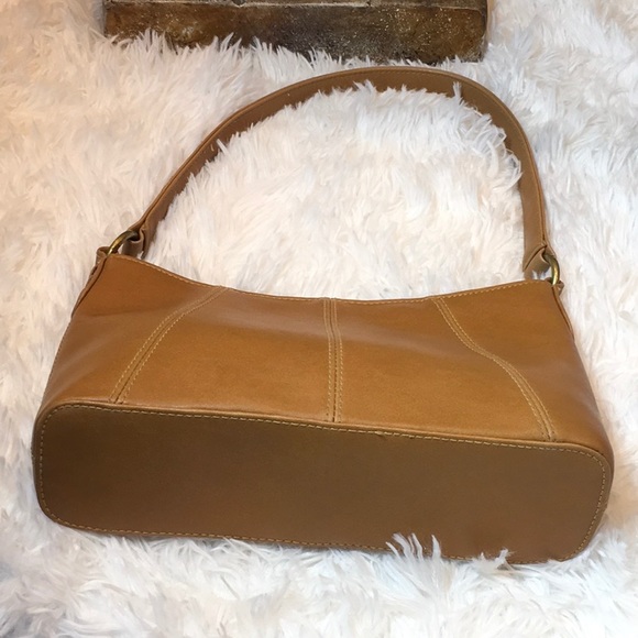 Small handbag. Great details. - Picture 7 of 10